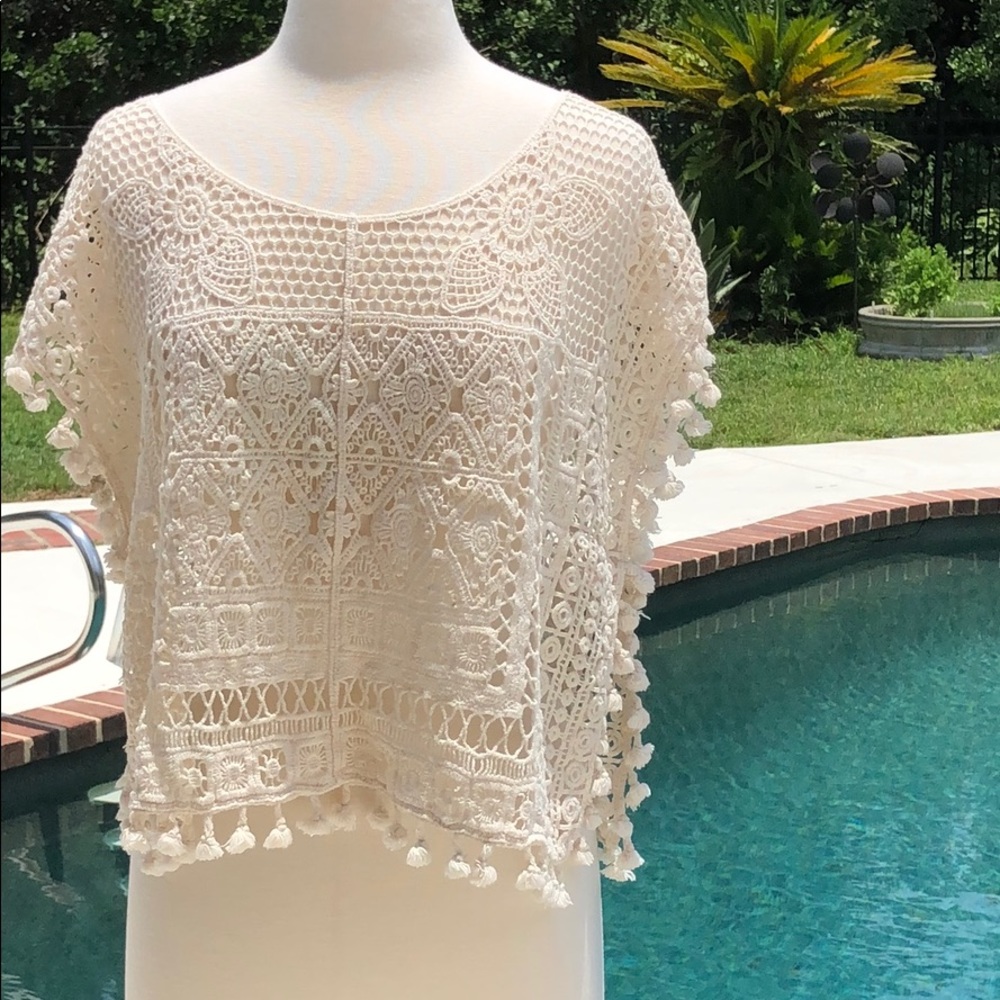 Max Edition crochet block style top